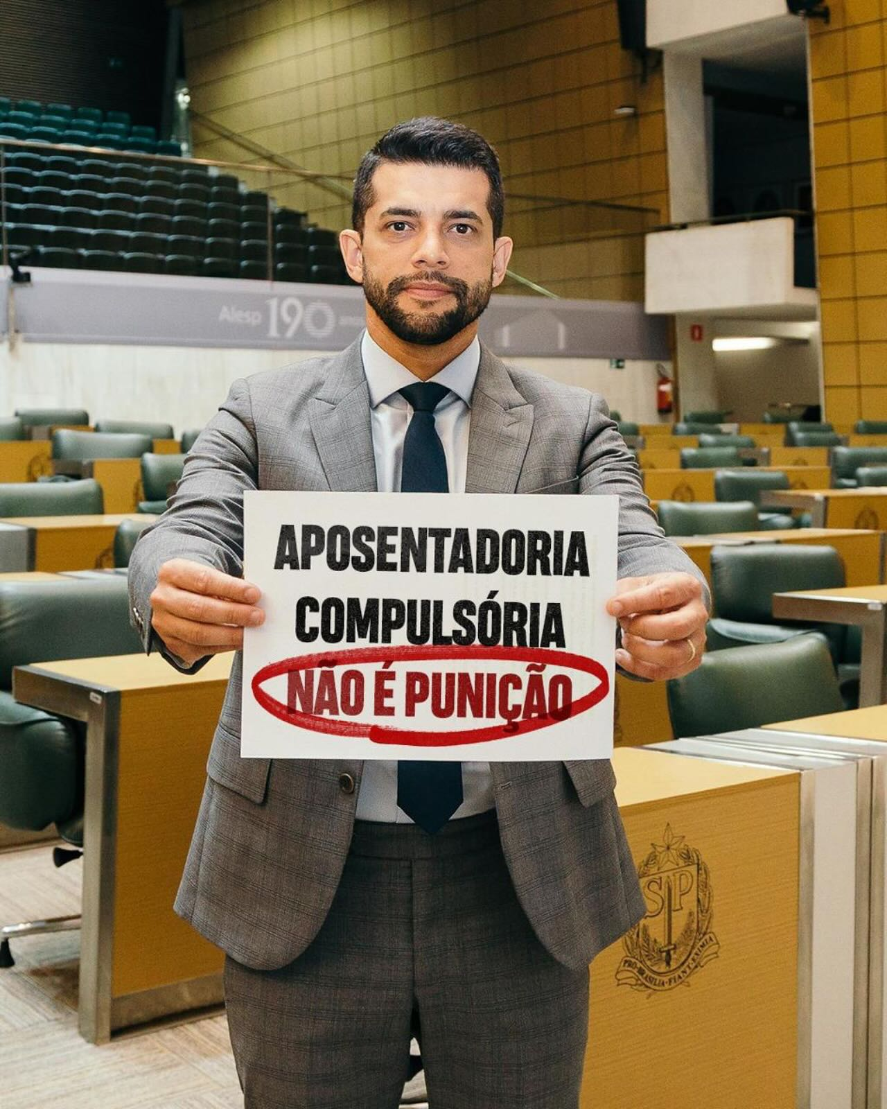 Lutou contra a aposentadoria compulsória pra justiça avançar!